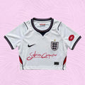 Crop Top Inglaterra x Sabrina Carpenter