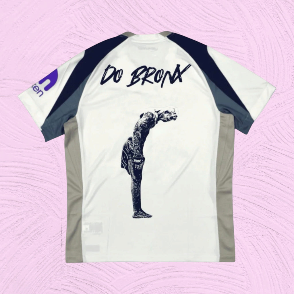 Camiseta Tottenham x Charles Oliveira