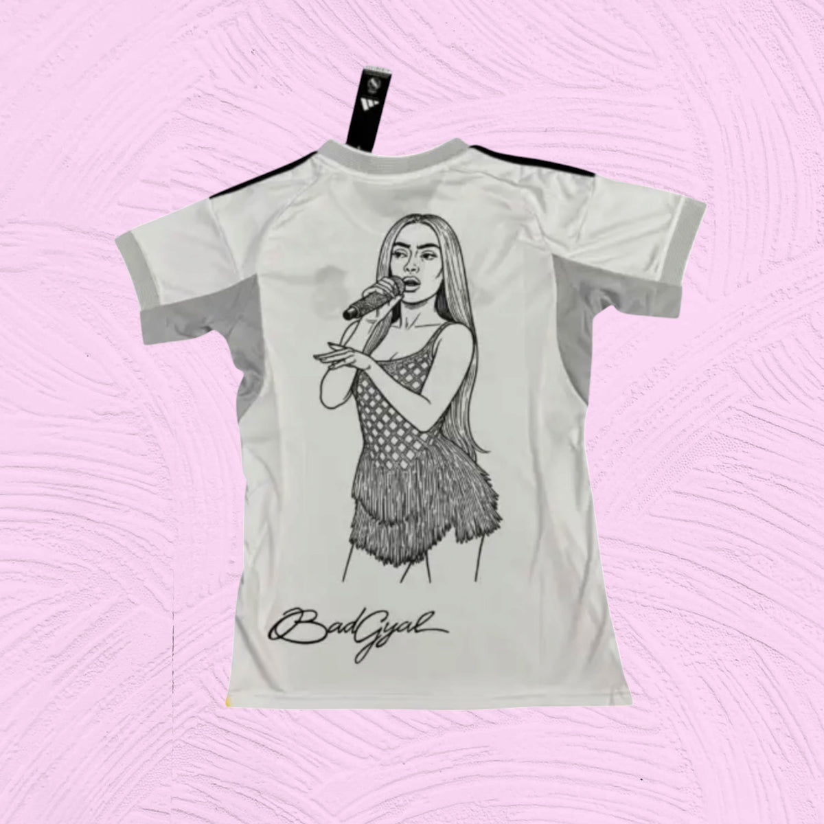 Camiseta Real Madrid x Bad Gyal