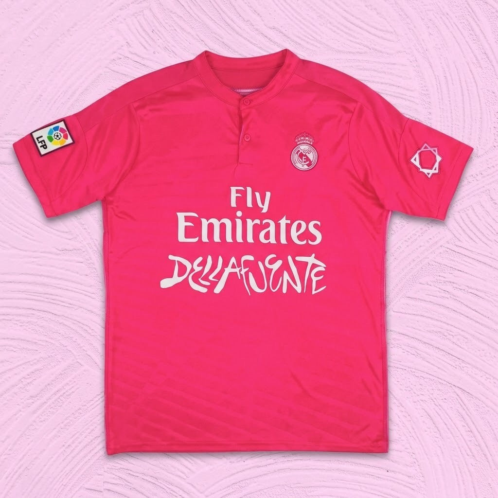 Camiseta Real Madrid x Dellafuente