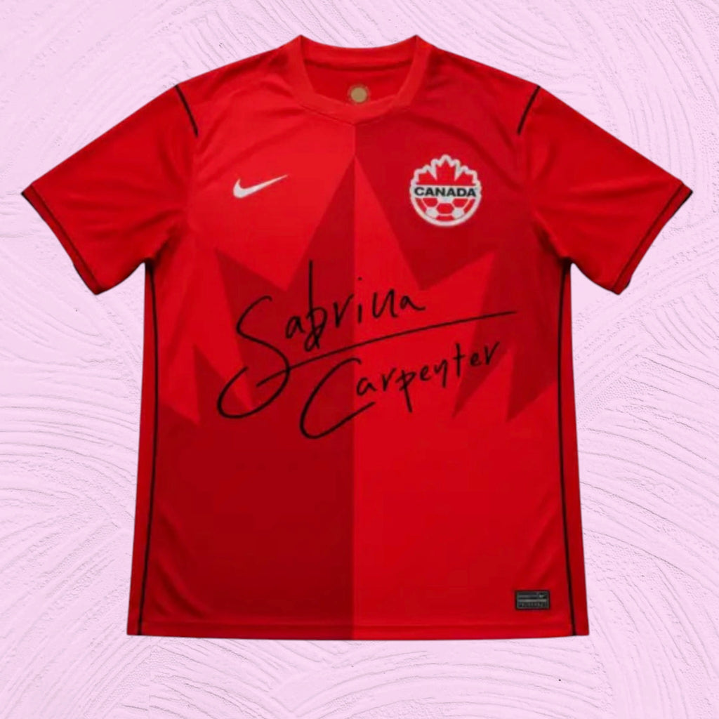 Camiseta Canadá x Sabrina Carpenter