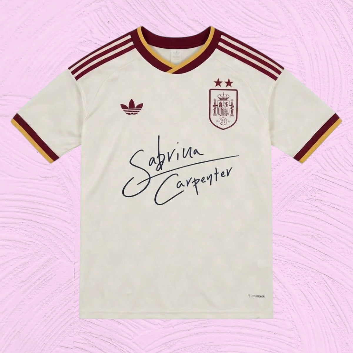 Camiseta España 2 estrellas x Sabrina Carpenter