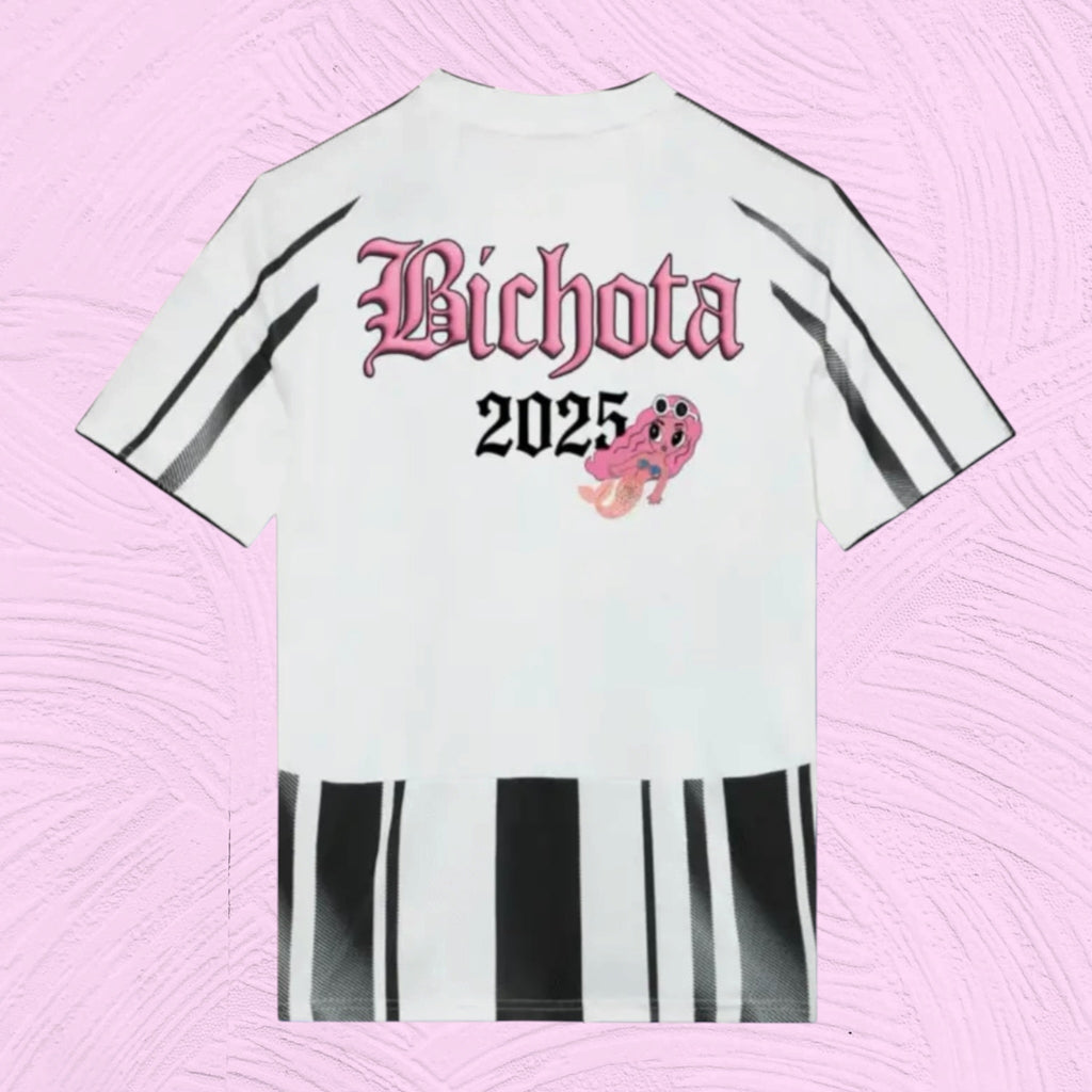 Camiseta Juventus x Karol G