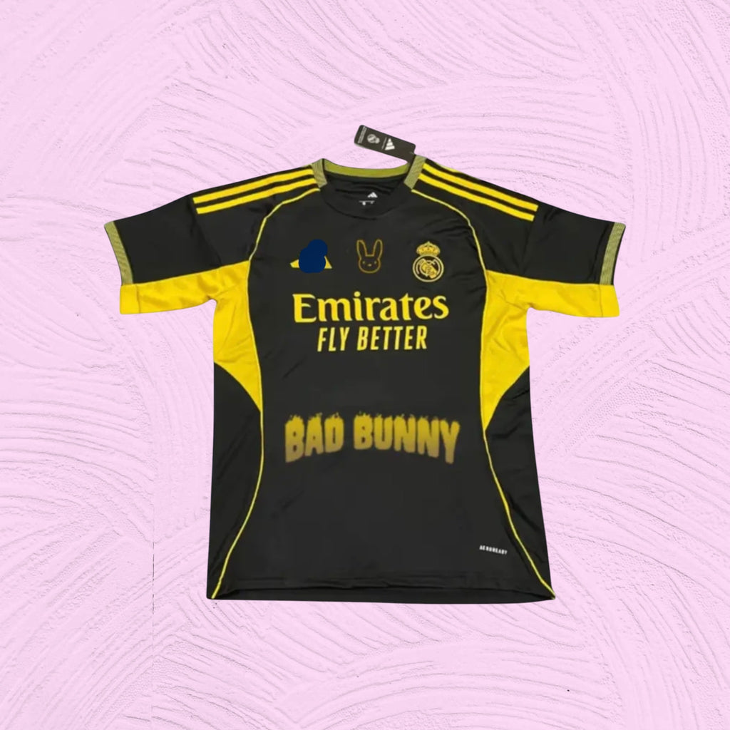 Camiseta Real Madrid x Bad Bunny