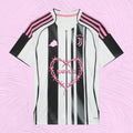 Camiseta Juventus x Karol G