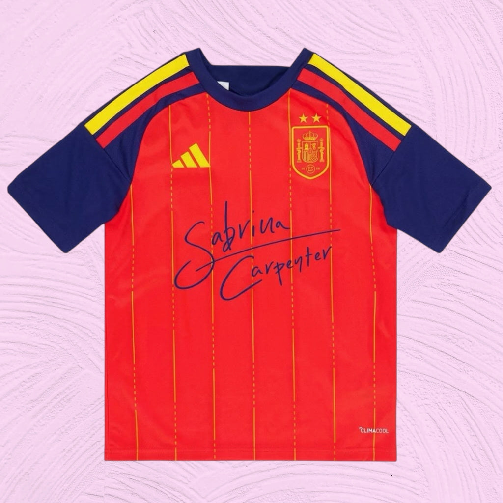 Camiseta España 2 estrellas x Sabrina Carpenter