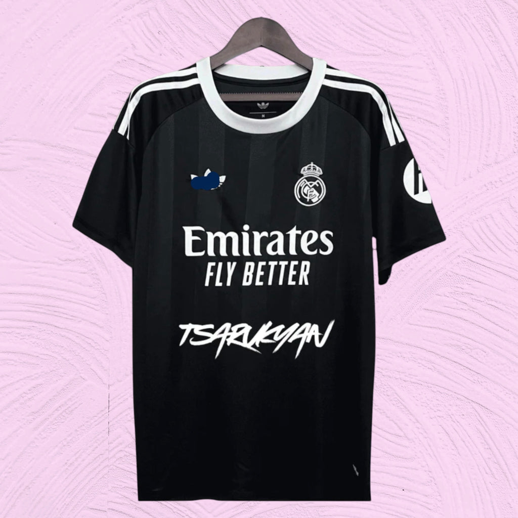 Camiseta Real Madrid x Arman Tsarukyan